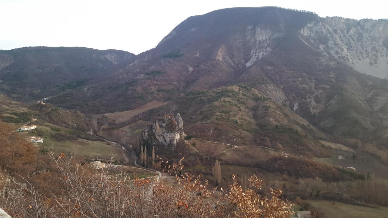 Auberge De Barret Sur Meouge 外观 照片